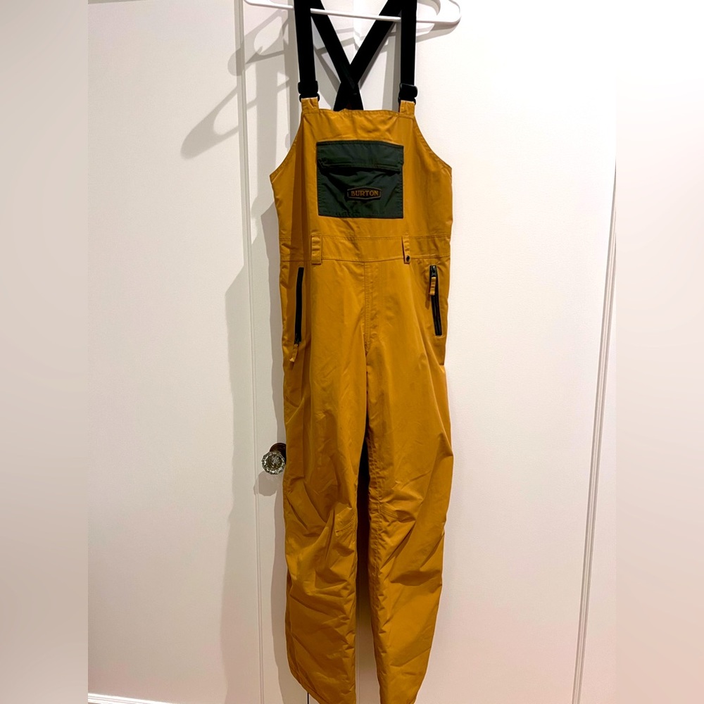 Kids' Burton Skylar 2L Bib Pants. Size 14/16.